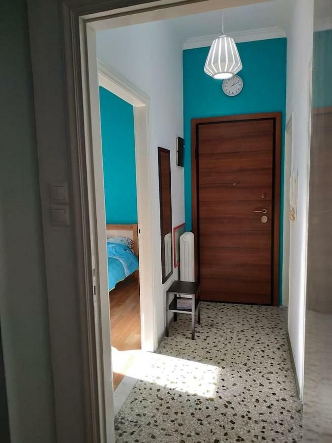 Colorful Apartment 5 Minutes Walk From Acropolis Атина Екстериор снимка